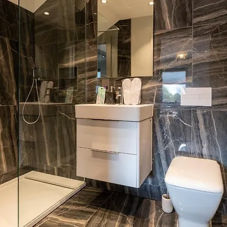 Apartment Luxury 2 Bed In Centre Of Historic *